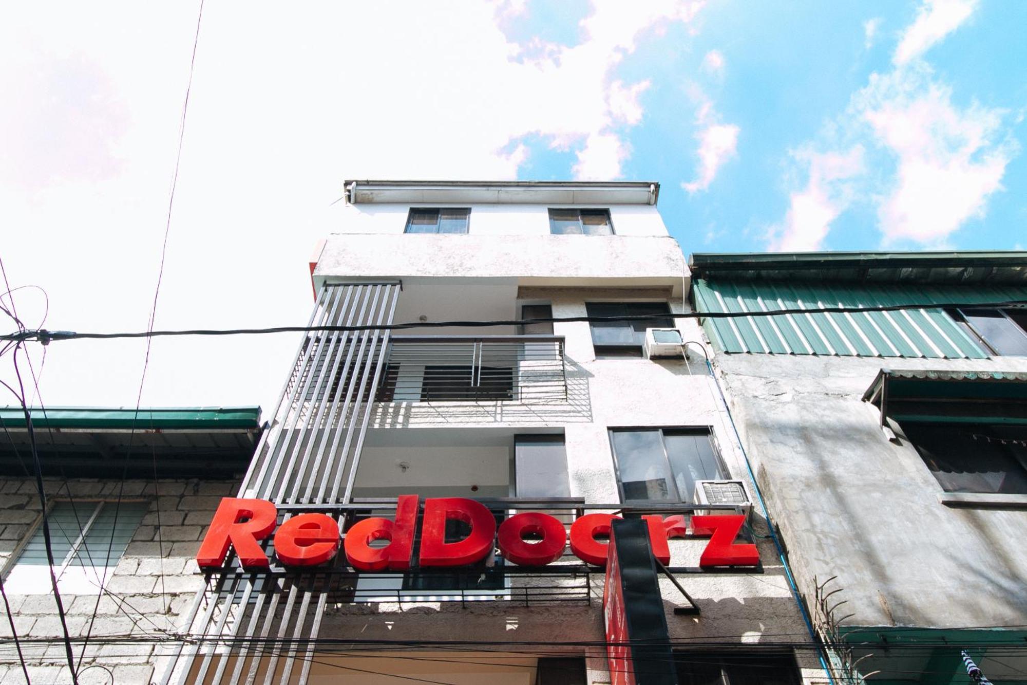 Reddoorz At Dbuilders Rooms Ph2 Taguig Eksteriør bilde